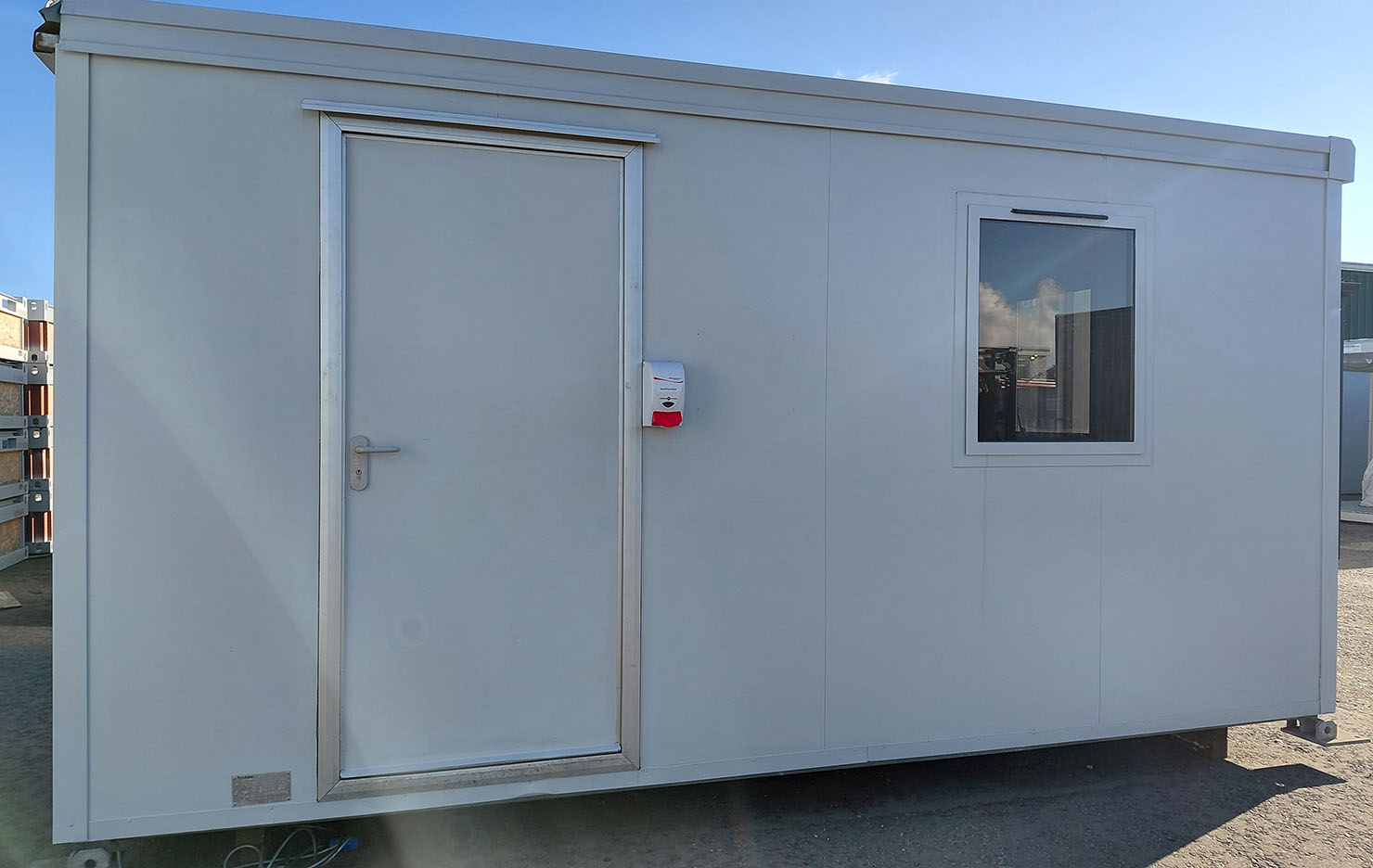 Cabins and Modular Buildings