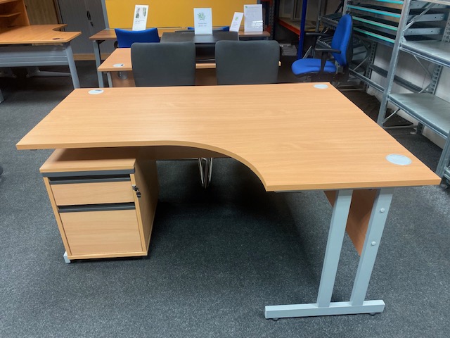 Beech Workstation with Pedestal