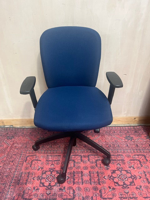 Connection Team Task Chair