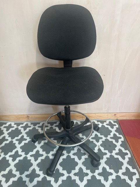 Draughtsman chair charcoal