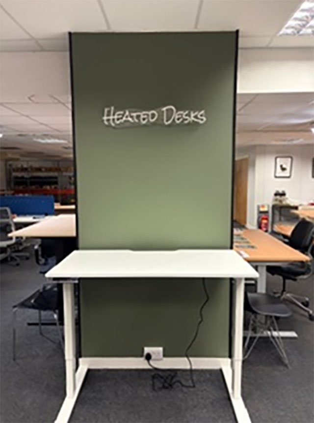 White sit–stand office desk